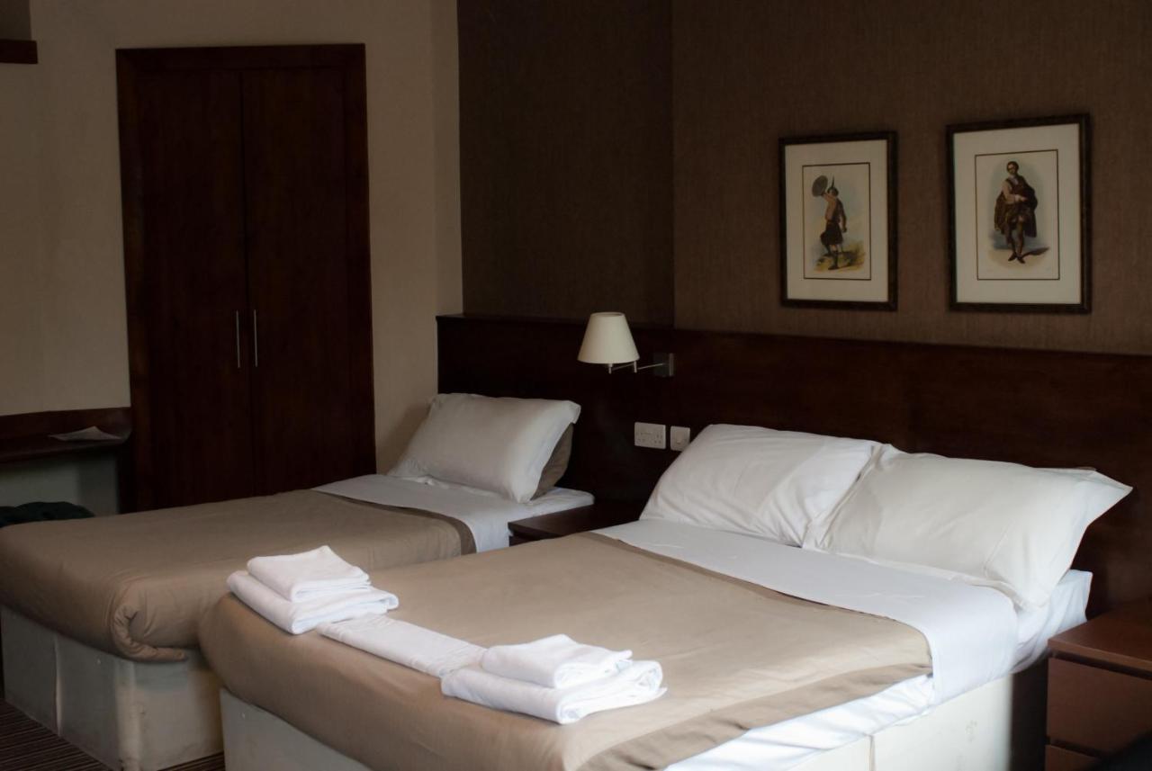 Edinburgh House Hotel Room photo