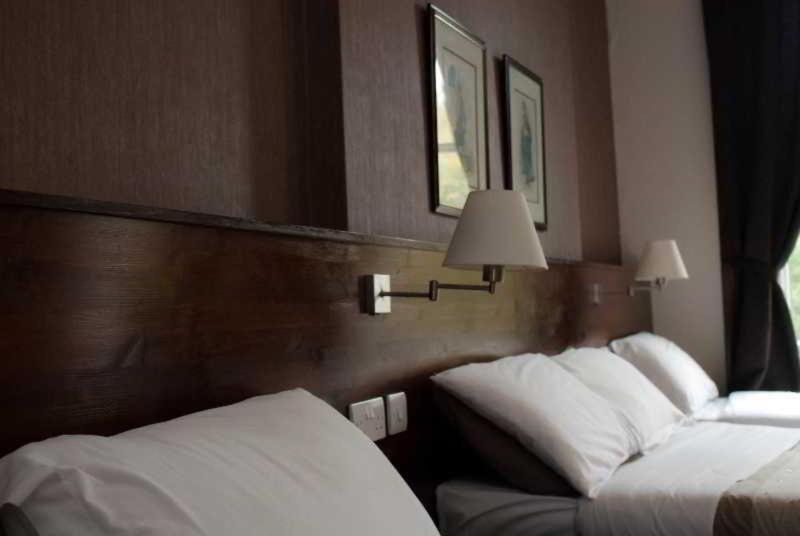Edinburgh House Hotel Room photo